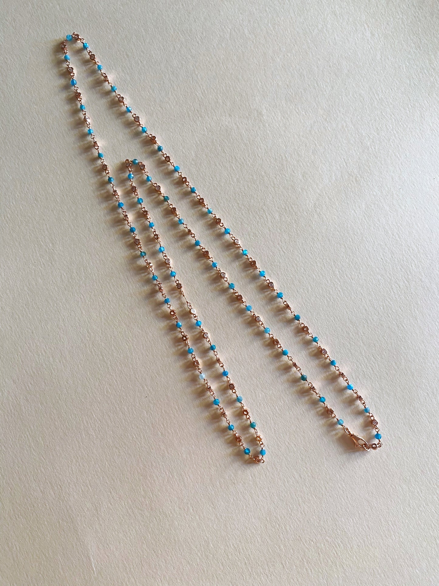 COLLANA LUNGA PIETRE